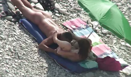 Kecil titted Lolly, Bersinar video bekop terbaru mengambil titit besar anal