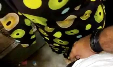 Toket besar suka bermain dengan vaginanya video bokp terbaru