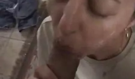 Omar dan Lucy bokep lengkap baru