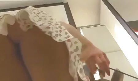 Remaja bokep intip pengantin baru rambut coklat ngentot dengan big dick
