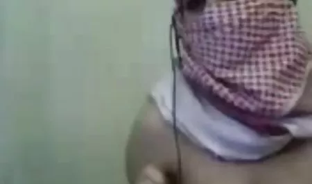Aku menyimpan spermanya jadi saya bisa membuat anda makan CEI bokep terbaru hot