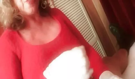 Kulit berwarna video bokep baru 2018 vixen Daisy Cooper menyenangkan bi-Bi-si