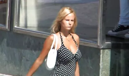 Amerika istri selingkuh bi-Bi-si pirang situs bokep yang baru dengan alami big Tits mendapat cum